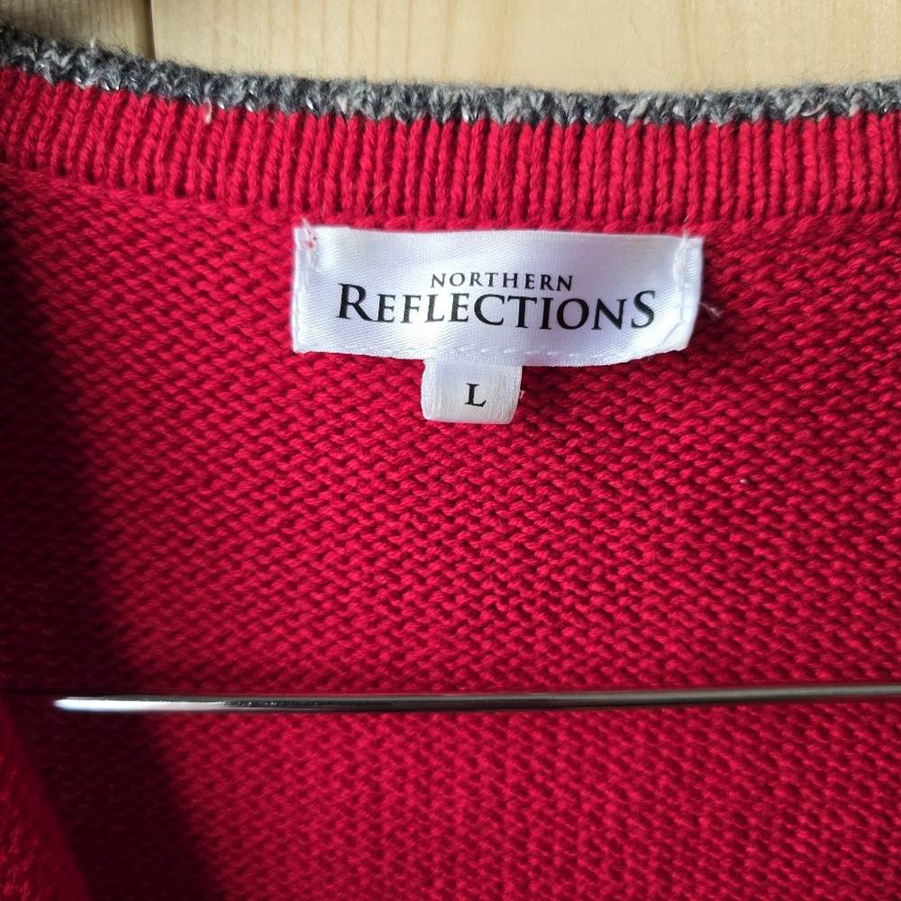 Northern Reflections Red Zip Up  Knit Sweater Vest Birds Cardinals Womens Large - Picture 7 of 10